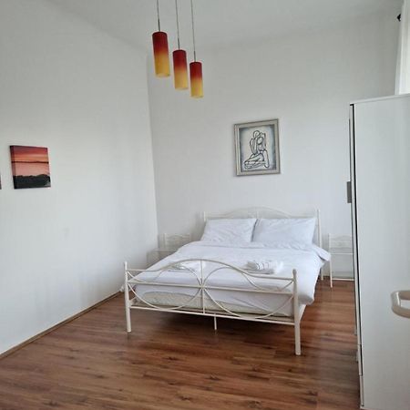 Queen Of Stay - Apartment Lili Rijeka Eksteriør bilde